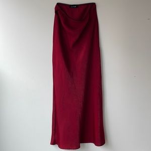 Worn once. Long skirt. Silk. Brand new